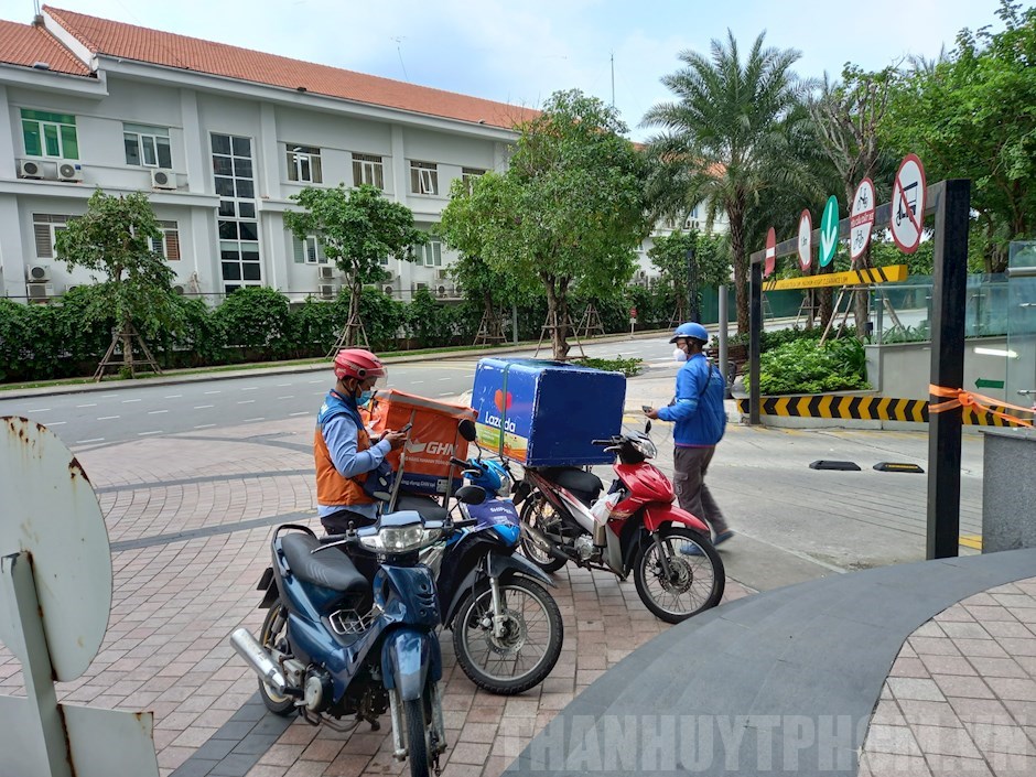 Ứng dụng số hóa mạng lưới quản lý rác thải và thanh toán tiền rác
                    online: mô hình thiết thực trong đề án xây dựng Đô thị thông minh