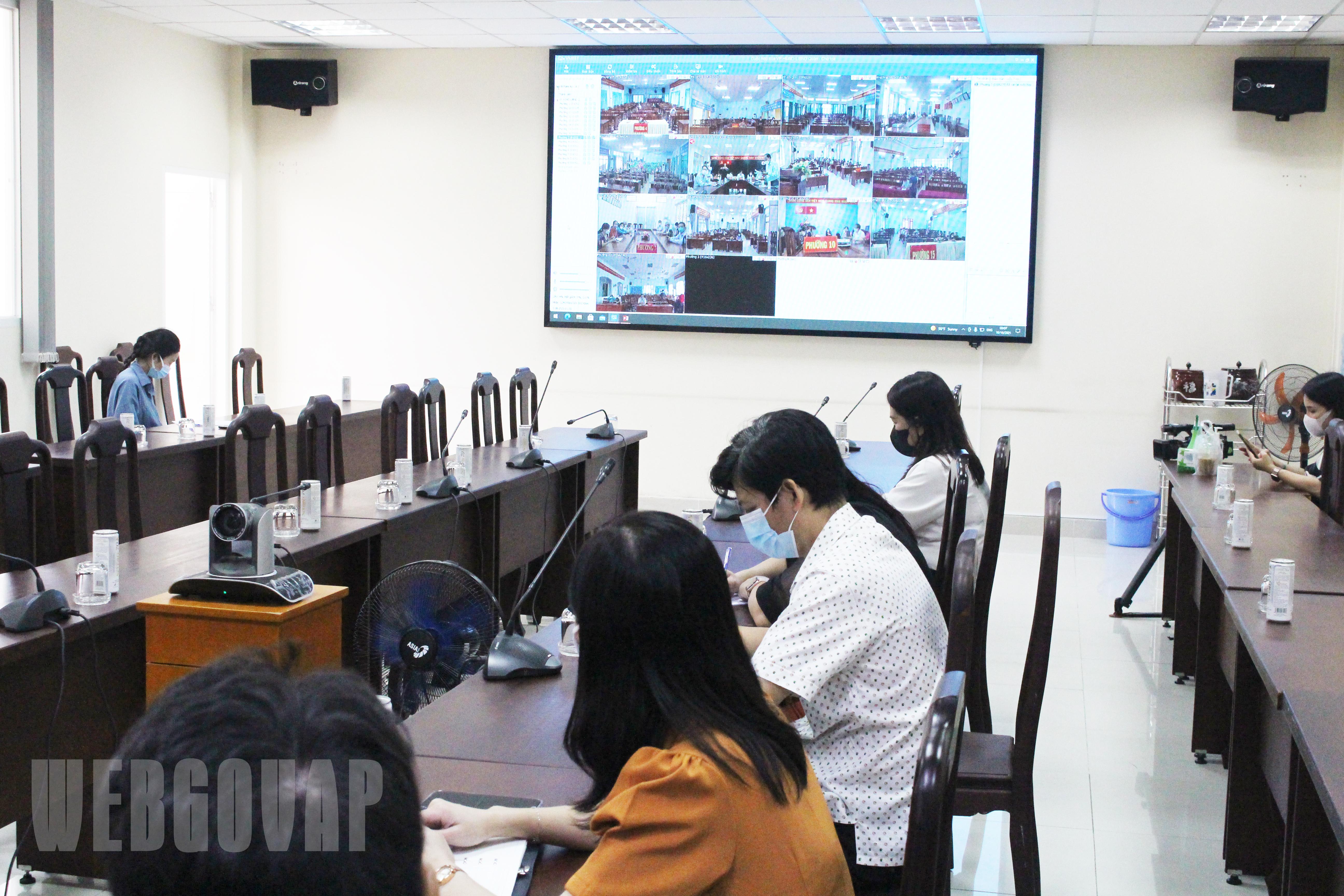 Tổ đại biểu Quốc hội và đại biểu Hội đồng nhân dân tiếp xúc cử tri quận
                    Gò Vấp