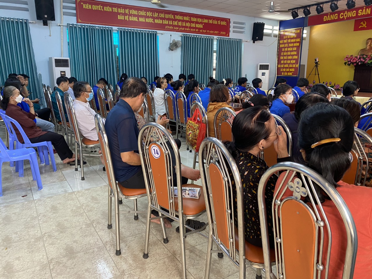 Truyền thông sức khỏe sinh sản tiền hôn nhân, mất cân bằng giới tính
                    khi sinh và sàng lọc trước sinh, sàng lọc sơ sinh tại Phường 13