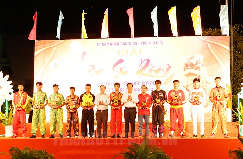 Khai mạc giải Lân Sư Rồng thành phố Thủ Đức mở rộng lần
                        thứ I - năm 2023