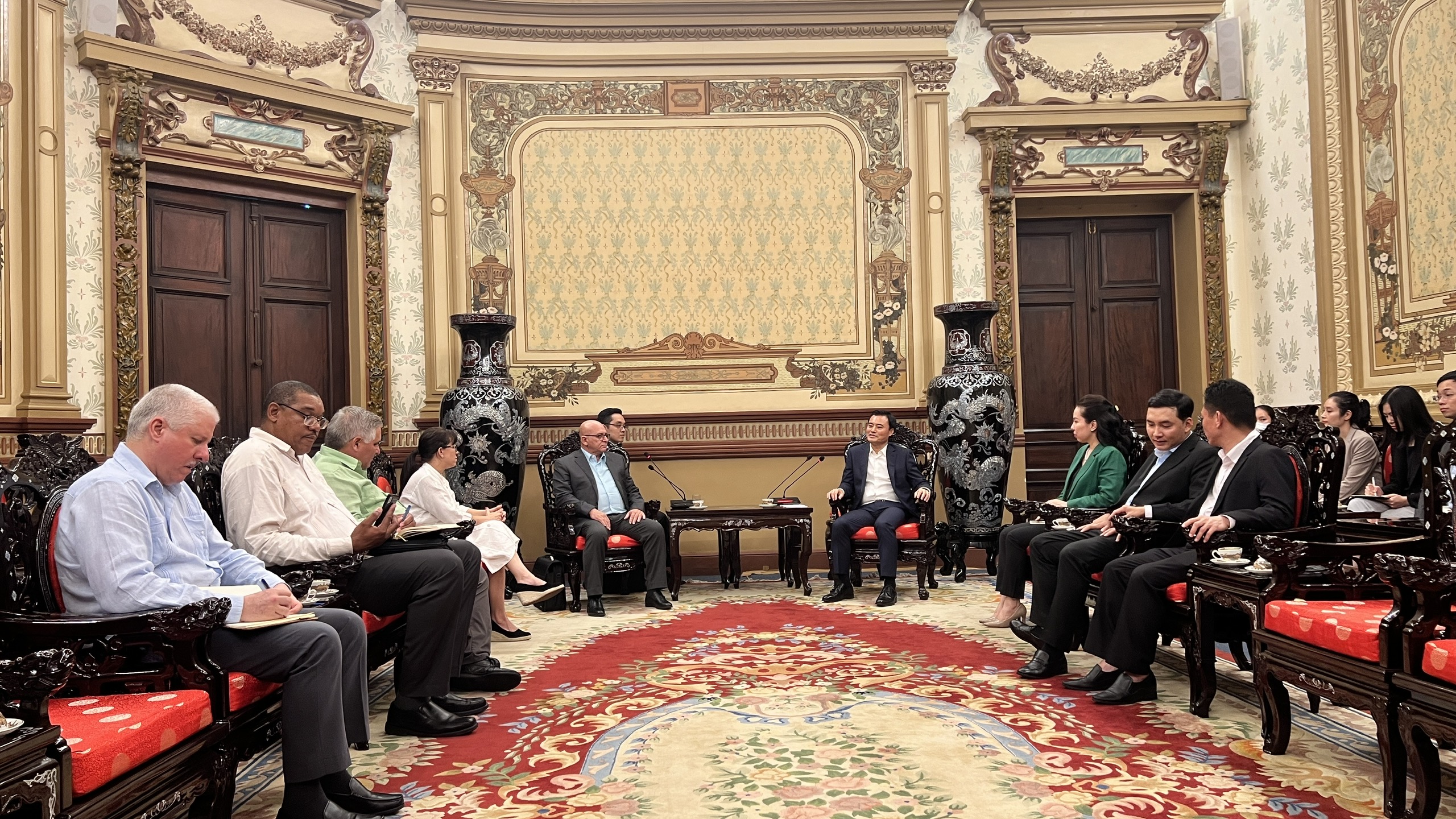 Phó Chủ tịch UBND TP Bùi Xuân Cường tiếp Bộ trưởng xây dựng Cuba