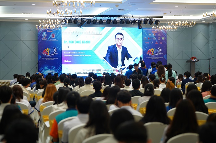 Diễn đàn Khoa học Sinh viên Quốc tế lần 7 chủ đề “Vai trò của thanh niên trong chuyển đổi số”