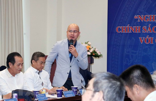 Doanh nhân người Việt ở nước ngoài tham gia thực hiện Nghị quyết 98 của Quốc hội