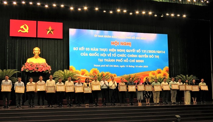 Sơ kết 3 năm thực hiện Nghị quyết số 131 về tổ chức chính quyền đô thị tại TPHCM