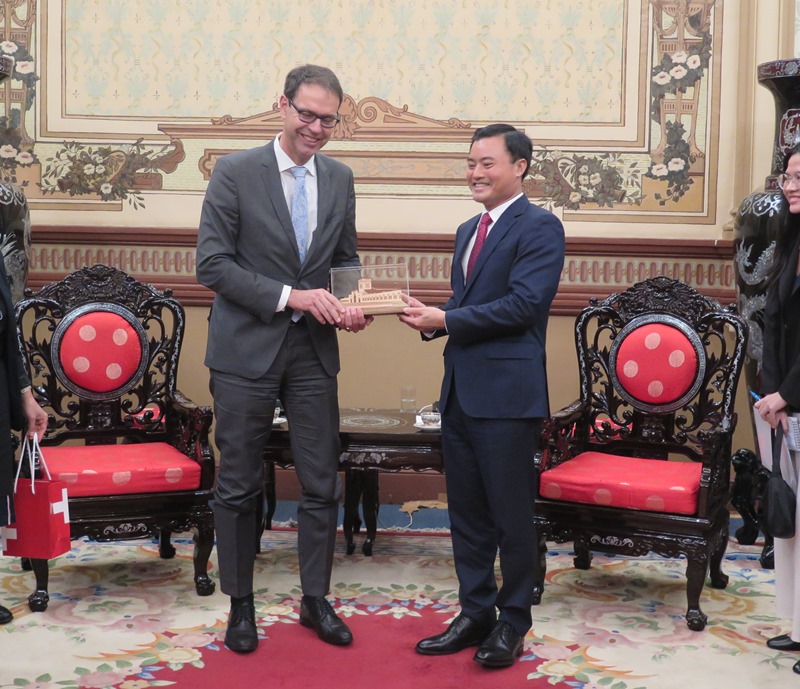 TPHCM và Thụy Sỹ đẩy mạnh hợp tác đầu tư